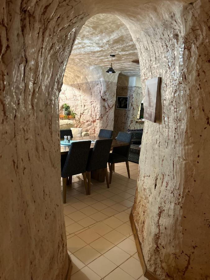 Vila Dinky Di'S Dugout Coober Pedy Exteriér fotografie