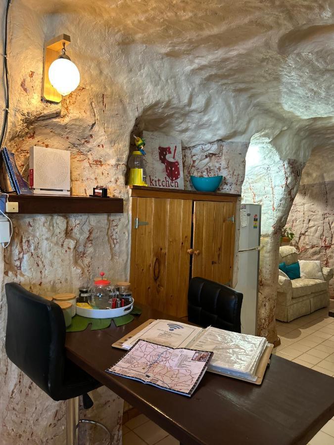 Vila Dinky Di'S Dugout Coober Pedy Exteriér fotografie
