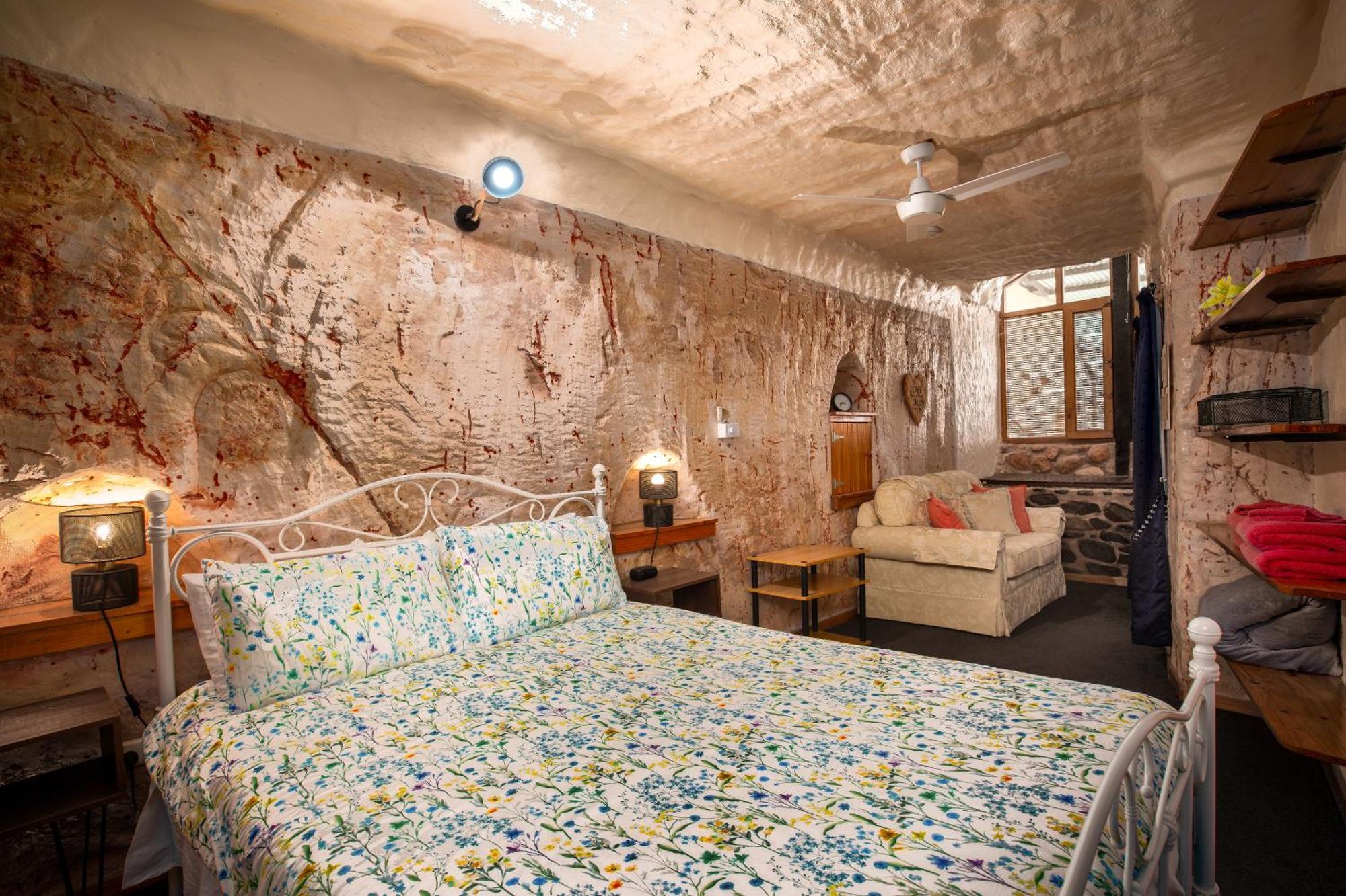 Vila Dinky Di'S Dugout Coober Pedy Exteriér fotografie