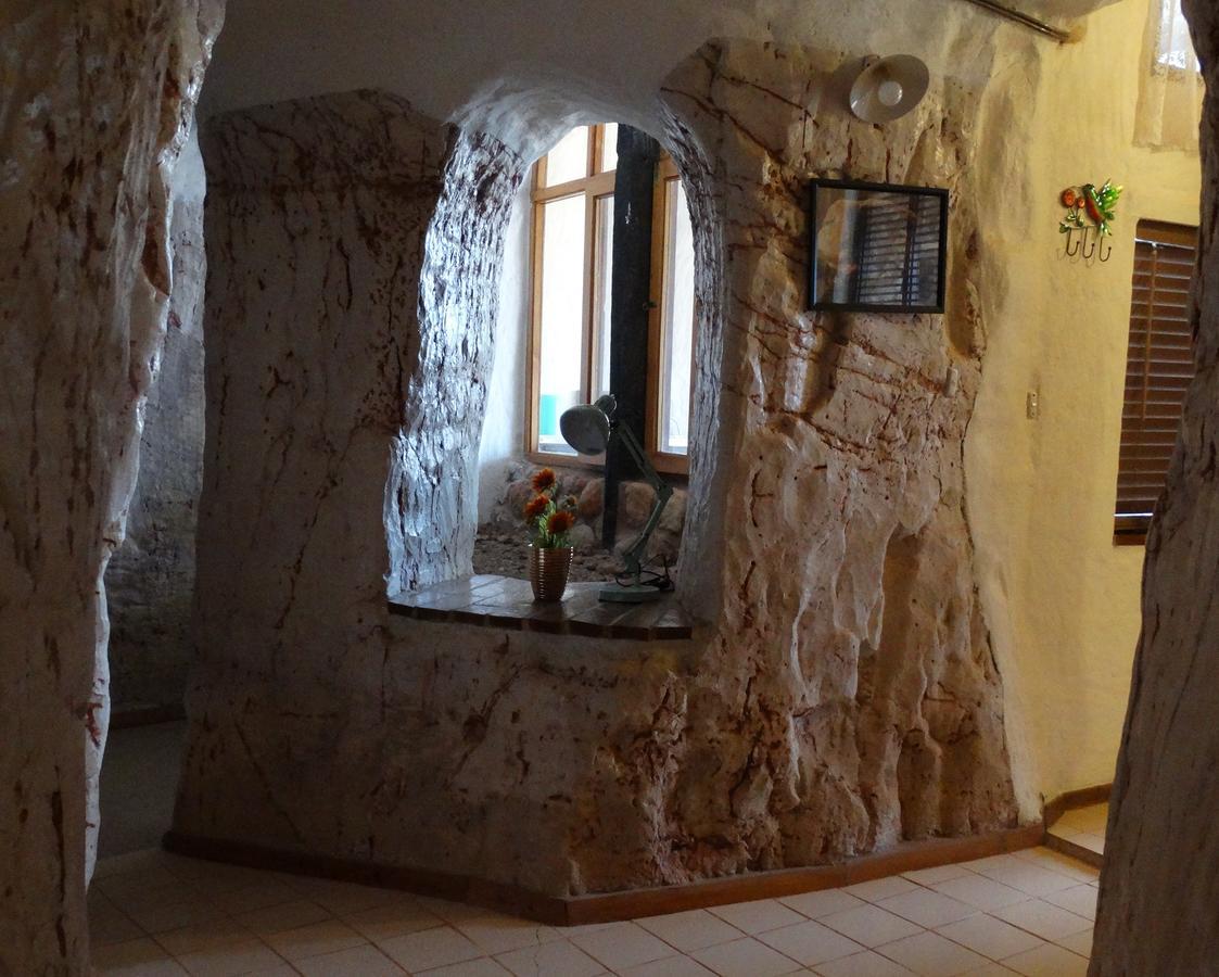 Vila Dinky Di'S Dugout Coober Pedy Exteriér fotografie